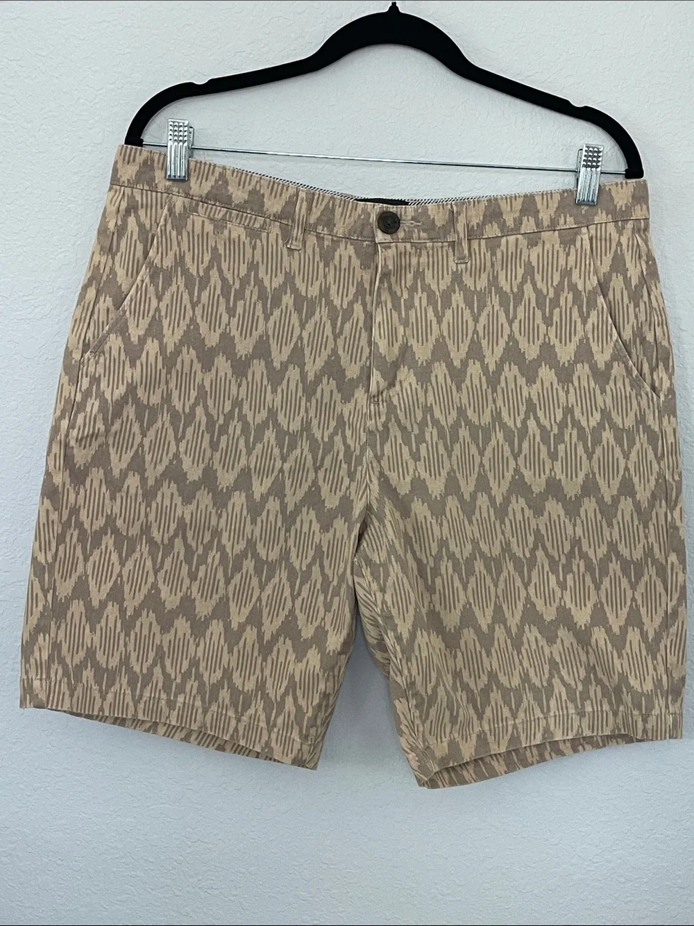 Jachs New York Bleecker Fit Geometric Print Chino Shorts Men’s 33 Khaki Stretch